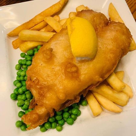 קאמנוק The Thistle Inn מראה חיצוני תמונה