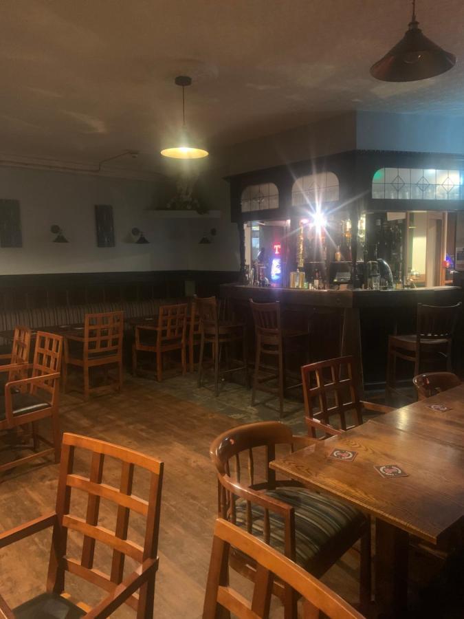 קאמנוק The Thistle Inn מראה חיצוני תמונה