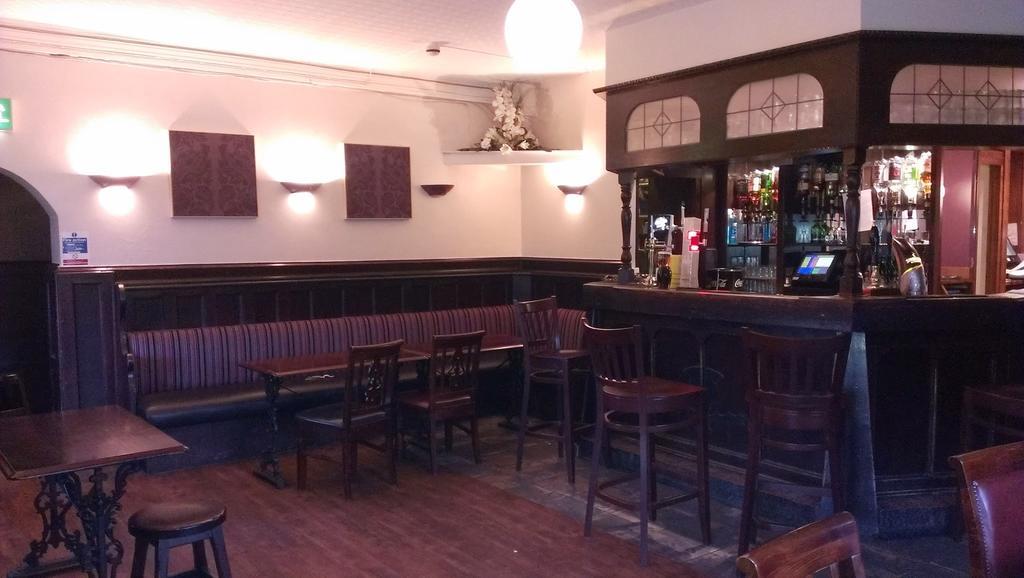 קאמנוק The Thistle Inn מראה חיצוני תמונה